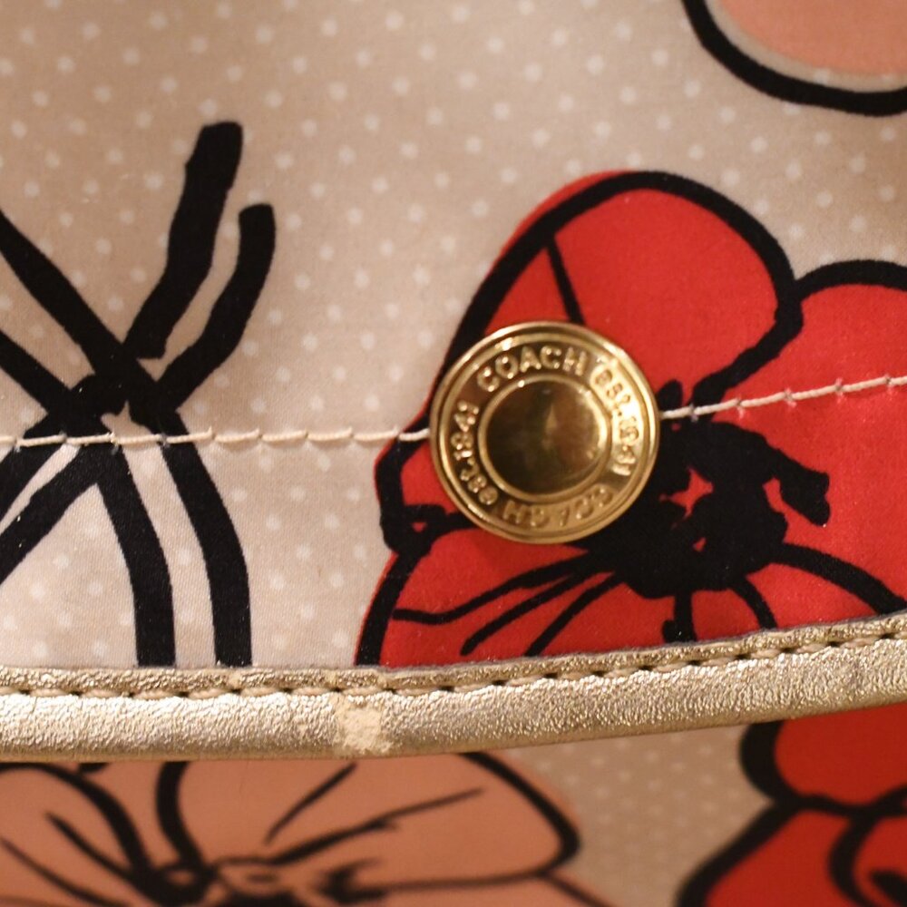 RARE Coach Kyra Poppy Floral Satin Crossbody Bag – Collectible! - Picture 6 of 13